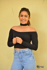 Samyuktha Hegde New Pics